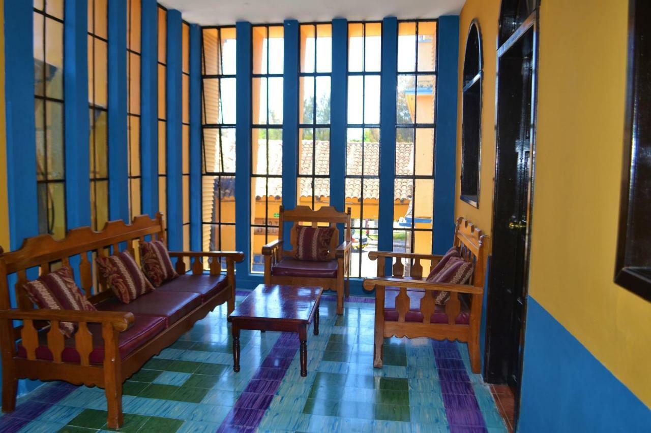 Hotel Delfin Comitan 外观 照片